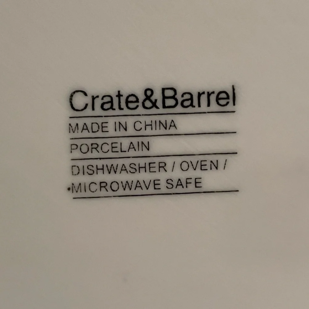 Crate & Barrel sushi set for 2 (new in box)